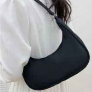 Elegant Black Women's Shoulder Bag